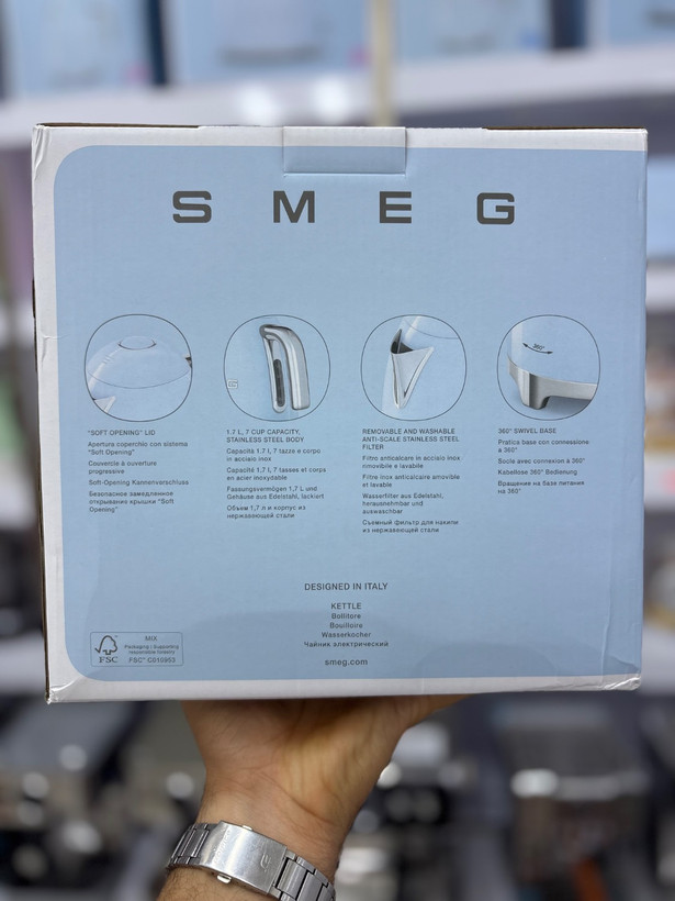 کتری برقی اسمگ SMEG KLF03PGEU | ظرفیت ۱.۷ لیتر اورجینال