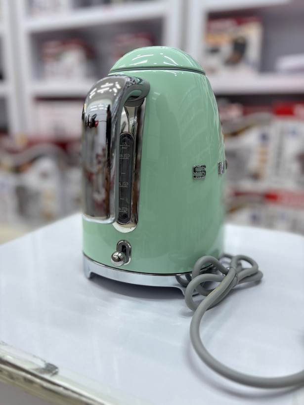 کتری برقی اسمگ SMEG KLF03PGEU | ظرفیت ۱.۷ لیتر اورجینال