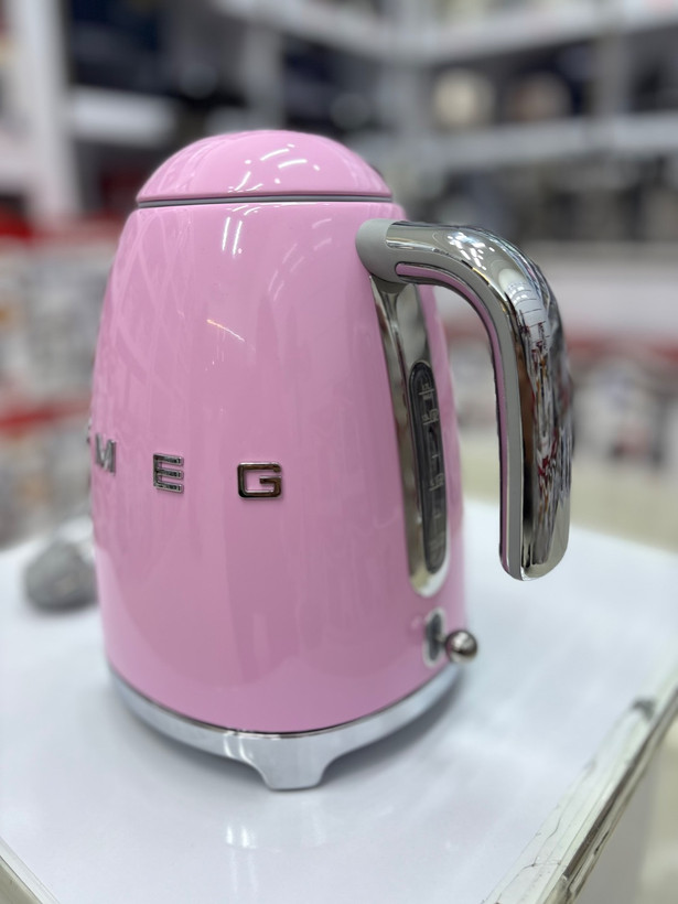 کتری برقی اسمگ SMEG KLF03PGEU | ظرفیت ۱.۷ لیتر اورجینال
