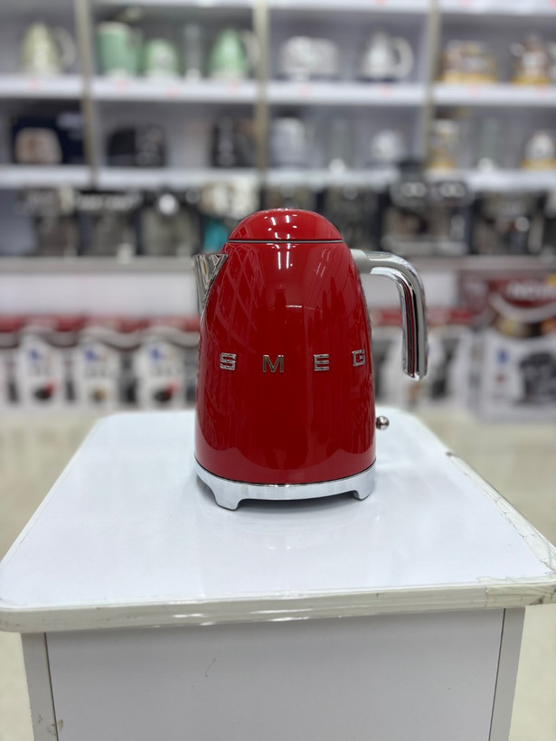 کتری برقی اسمگ SMEG KLF03PGEU | ظرفیت ۱.۷ لیتر اورجینال
