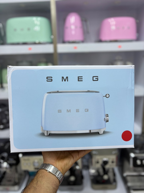 توستر اسمگ SMEG TSF01RDEU