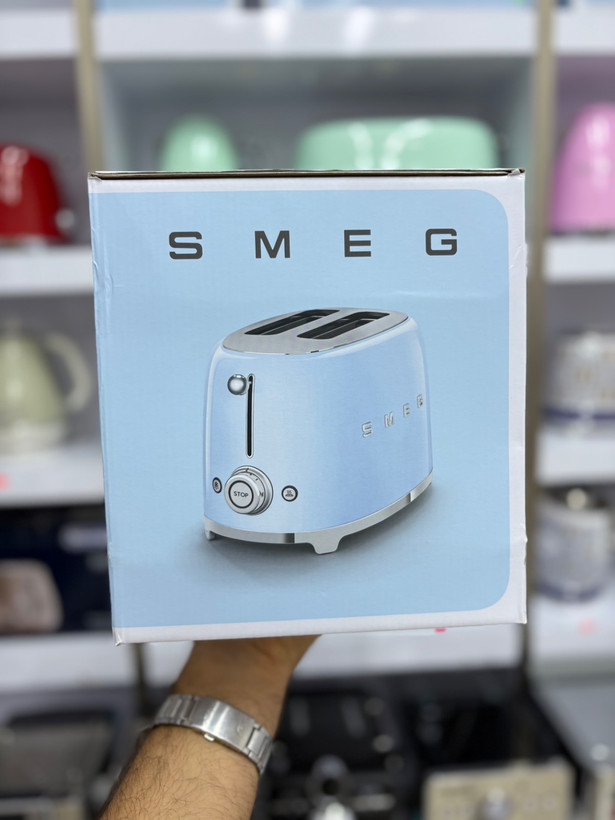 توستر اسمگ SMEG TSF01RDEU